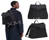 High Quality Backpack Unisex 2022 Luxury School Bag Designer Men039s Black Backpacks Medium Fashion with Triangular Women0393635043