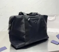 Luxus -Duffle -Tasche Reisegepäck für Männer Frauen Crossbody Totes Schulter -Reisetaschen Nylon Regentuch Duffel Handtaschen Handtaschen