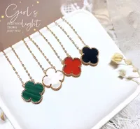 Fashional new Womens Luxury Designer Necklace Fashion Flowers Four-leaf Clover Cleef Pendant Necklace 14K Gold Necklaces Jewelry
