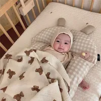 Blankets Swaddling 2 Layers Baby Bear Print Cotton Gauze Muslin Swaddle Wrap born Infant Girls Boys Bedding Sleeping Blanket Accessory 221205