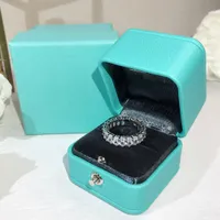 럭셔리 소진기 반지 스마일 디자인 디자인 스털링 실버 링 레이디스 클래식 6 클라우 다이아몬드 rng 간단한 반지 생일 선물 좋은