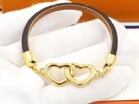 Designer Love Leather Bracelet woman man luxury jewelry leathers bracelets with metal Heart head charm Bracelets highend fashion 2559085