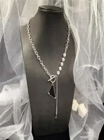 Colliers de pendentif en diamant brillant Designer Triangle Hip Hop Collier Femmes Crystal Metal Chain Collar Gift5615825