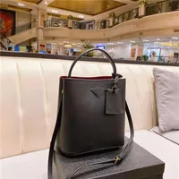 2021 fashion catwalk style bucket bag luxury designer ladies handbag large capacity han dbag high-quality bags high-end single pro285o