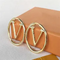 Brincos de argola de ouro da moda para mulheres festas de festas de festas j￳ias de noivado de presente para noiva V￡rios tamanhos Gold Silver Comprimento 309s