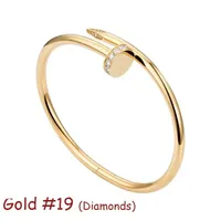 Bra￧a de pulseira de unhas douradas pulseiras de pulgas masculinas pullurs de luxo mulheres tit￢nio a￧o de a￧o 18k Charms banhados a ouro Acess￳rios de j￳ias de moda