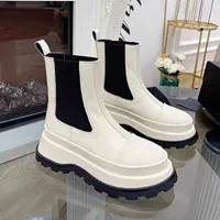 Chaussures d￩contract￩es Chelsea Femme High Rise ￩pais semed court 2022 Nouveau style britannique Martin Boots mince tas de tas moyen printemps et automne single