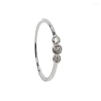 Klusterringar 925 Sterling Silver Micro Pave Clear CZ Three Stone Simple Thin Ring For Girl Women Delicate Dainty Finger Jewelry