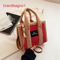 Designer Totes Bags price Autumn and winter new small square bag Women's casual 2022 One shoulder portable Women