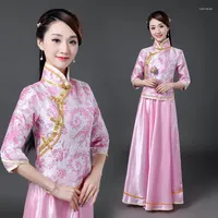 ملابس تانغ للملابس العرقية على الطراز الصيني الرسمي للأزياء القديم للنساء الإناث Guzheng Performin