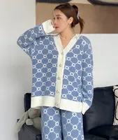 ミンクのようなパジャマの女性のような冬の長袖シンプルな水ポルカドット気質ウール暖かい柔らかいコットンホームウェアを維持する