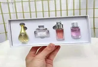 1 Set Women Perfume Spray Dezodorant Desodorant Długie Butelki Szklane Kwiat5128497