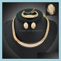 귀걸이 목걸이 웨딩 쥬얼리 세트 패션 Sier Chocker Necklaces Ring Bracele 세트 여자 파티 도매 드롭 배달 OTZB3