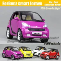 118 Scale Diecast Alloy Metal Car Model For ForBenz smart fortwo Collection Model Pull Back Toys Car With Sound&Light252P