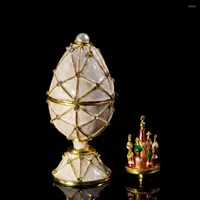 Smyckespåsar Qifu Vackert vitt Faberge -ägg för dekor