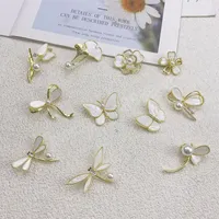 Elegante Shell Butterfly broche vrouwen Vintage Fake Pearl Insect Flower broche Lady Suit Pins trouwfeest sieraden geschenken