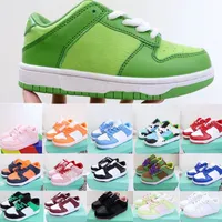 Kinder Dunks Schuhe Baby SB Low First Walkers entwerfen Sneakersr Trainer Schuh Retro Black Kid Jugend Kleinkind S￤uglinge Tote B￤ren Pink Blue Boy Girl C i81e#