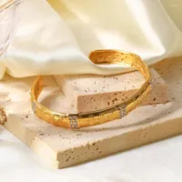 Link Bracelets Uworld Fashion 18K Gold Plated Stainless Steel Jewelry 와이드 입방 지르콘 엠보싱 스타 브레이슬릿 Bijoux Femme Luxe