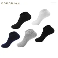 As meias masculinas do Mian Summer Men 5 par/lot respirável cor de algodão sólido chinelos não deslizantes Sale desodorante