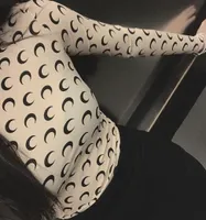 Ropa femenina sexy camisetas con estampado de luna Top Mujeres de manga larga Tunics Koszulka Damska Crescent8381968