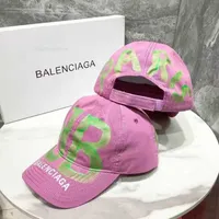New Designer Balenciga Beanie Ball Cap Hat Winter Hand-painted Bonnet Caps and Women's Trend Baseball Men's Balencigass Graffiti Letter Big Q487