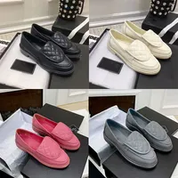 Designer Loafers Women Casual Shoes Fashion Flat Loafers Ladies Platform Rubber Shoe Black Shiny Leather Round Head Sneakers 35-40