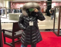2020 شتاء جديد Fulmarus Down Women Big Fur Terced Wared Parkas Long Coat Female Jacket Jackets6085214