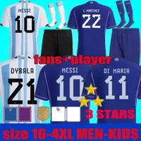 3 estrellas Argentina Soccer Jersey 2022 2023 Versión del jugador de los fanáticos Dybala Agüero Maradona Di Maria Messis 22 23 Camisa de fútbol Kit para niños Kit Sets Uniform Socks Tamaño S-4XL
