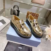 Fashion shoes and accessories Sports shoe designer Casual gold flat calf leather vintage platform Sport machine driven dance running women&#039;s shoem anufactor