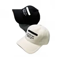 Canvas Ball Caps Mens Designer Baseball Cap for Women Summer Beach Black White Sun Hats مع رسالة تطريز