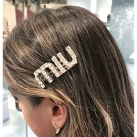 Projektantka Mius Woman Hair Clip Clip Clip Girly Bangs Style Side Embearfashion i piękny