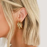 Orecchini per stalloni Zhouyang Triple Hoop Earrings for Women Personality Chunky Gold Color Oren Accessori Accessori all'ingrosso Gioielli all'ingrosso KCE056