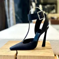 Sandales de nouveaut￩ pour femmes chaussures habill￩es 10 cm Designer mode satin carr￩ t￪tes boucle cuir haut talon ￠ talons couvercle de f￪te couverte talon rome sandale 35-43