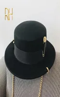 Black Cap Female British Wool Hat Fashion Party Flat Top Hat Chain Strap and Pin Fedoras for Woman for Punk Streetstyle RH18550965