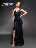 Runway -jurken 2023 Zwarte satijnen beroemdheid voor vrouwen sexy v nek backless ruches vouw hoge vork prom jurk elegant vestido estilo sirena