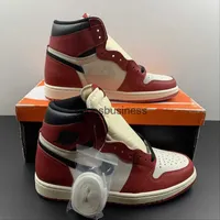 Nuevos zapatos de baloncesto Jumpman 1 Retros High OG 'Chicago reinventado' Varsity Red/Black-Sail-Muslin DZ5485-612 Sports de zapatillas al aire libre con