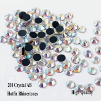 Nähen im Namen Super Glitter Strasssteine ​​Kristall AB verschiedene Größen Heiße Fix -Strass -Flachrücken -Strass -Nähgewebe Kleidungsstück