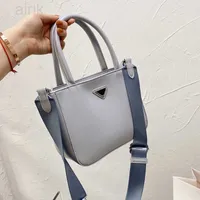 Designer Women Tote Shoulder Bag Fashion Woman Crossbody Handbags Leather Large Beach Handbag With Coin Purse Wallet Luxurys Designers Bags
