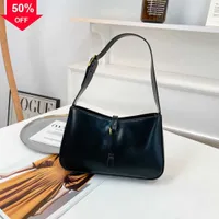 Luxusdesigner Handtasche Haute Couture Bag 2022 Neue Mode alles passt mit fremden Stil -Unterarm -Schulter -Handtasche Fabrik Lieger Preis Direktverkäufe
