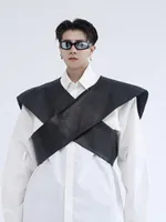 Kamizelki męskie kamizelki spersonalizowany trend pu męski Darkwear 2023 Solid Color High Street Vests Mężczyzna Temperament Fashion 2A6660