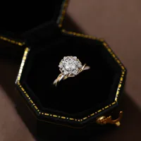 Anello di diamanti floreale tenuta a portata di diamante Girl Mo Sangshi Ruby Vite Ring Anelli da uomo Rings Classic Men Titanium Steel Designer per donne Gifts Luxury Woman Girl Jewlery