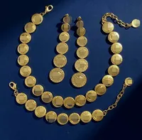 Lyxiga kvinnor svarta harthalsband armband ￶rh￤ngen ringar h￥rn￥l set banshee medusa portr￤tt 18k guld pl￤terad ny designad designer smycken jv456