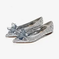 Sapatos de casamento de cristais planos brilhantes para a noiva saltos de designer de luxo com miçangas Cinderela bombas de toe de dedo poedas Sapatos de noiva 3 cores Wly935