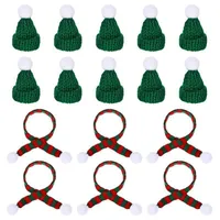 Decorazioni natalizie 20pcs Mini cappelli da Babbo Natale Bottiglia di vino Decors Piccole sciarpe Cap Craft Cap Piccola Dollo Decorazione per piante 1104