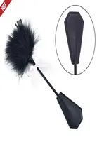 Nouveau érotique BDSM Feather Tickled Whip Bondage Punish Fetish Cuir Spoyking Pladdle Play Lover Lover Riding Cropy Pony Sex Toy3602630