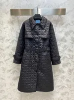 Trench coat Designer womens ringer triangle ￩tiquette de profil revers veste en nylon recycl￩ gabardine tissu une taille celle des v￪tements d'ext￩rieur slim de v￪tements 1970