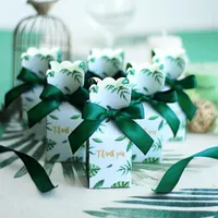 100pcs Lot Sen Green Blatt Fishtail Candy Box Hochzeitsbevorzugungen und Süßigkeiten Boxen Party Lieferungen Babyparty Paper Schokoladenpaket Boxen298e