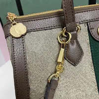 524537 MEN WOMEN luxurys designers bags leather BACKPACK Handbag FASHION messenger crossbody bag shoulder bags Totes shopping bags