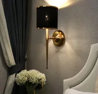 현대의 검은 벽 스콘 LED 램프 조명 고급 크리스탈 벽 조명기구 침대 옆 거실 LED 홈 조명 실내 조명 5584458