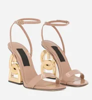 Sandali premium elegante design brevetto in pelle keira sandals femminile in fibra di carbonio dorato estate popolari tacchi alti